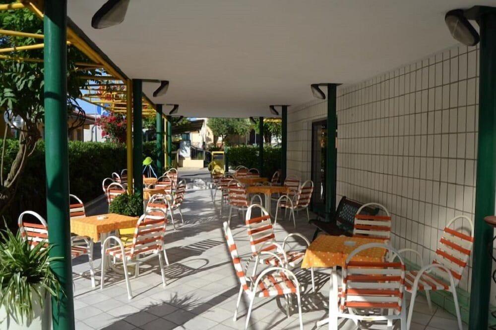 Hotel Sidney Bellaria-Igea Marina Exterior foto