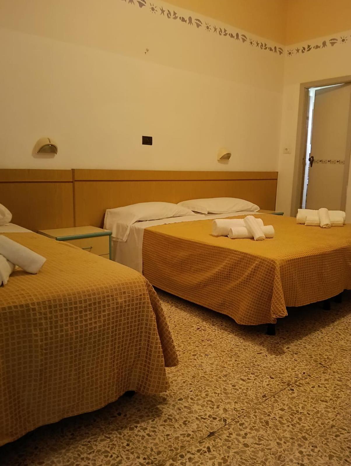 Hotel Sidney Bellaria-Igea Marina Exterior foto
